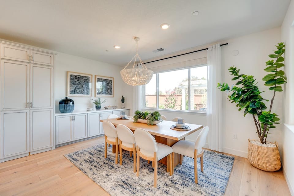 Elegant and Spacious Retreat with Yard in Woodland! House in Woodland