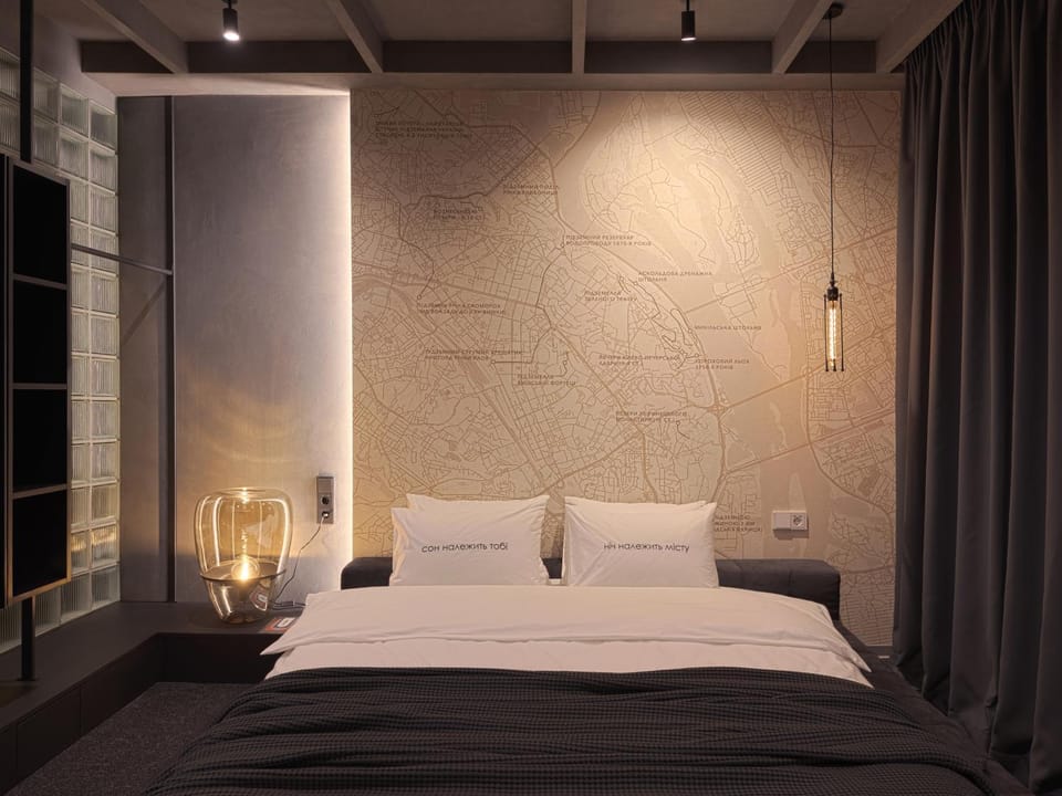 Bed, Photo of the whole room, Bedroom, soundproof