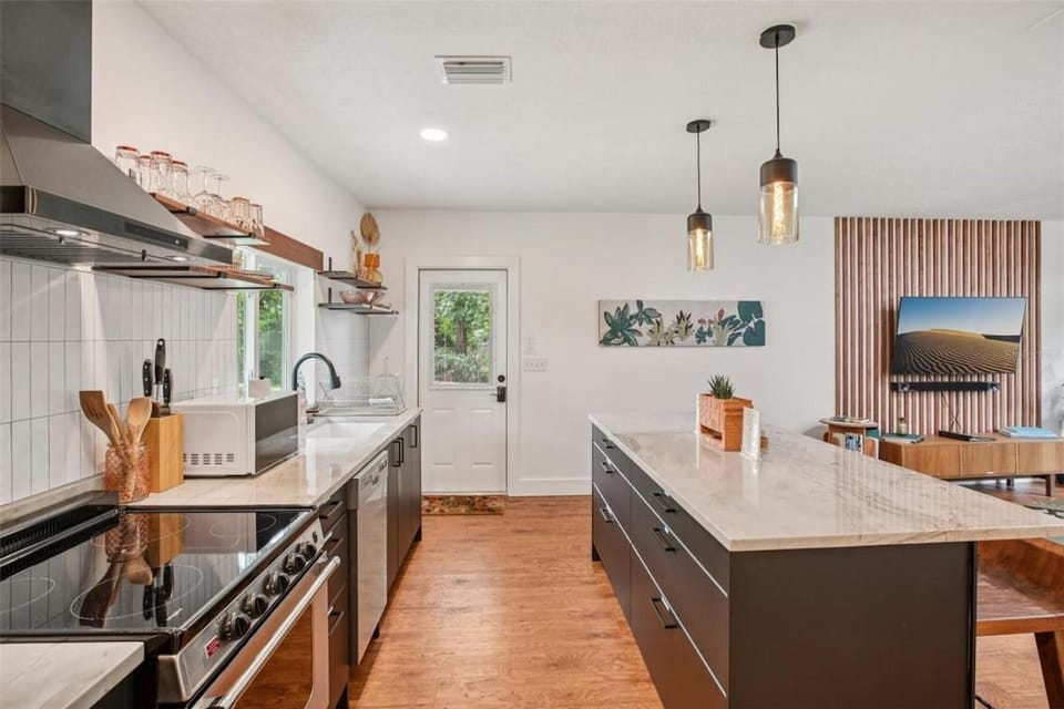 Boho Oasis Close to Everything in Tampa Villa in Tampa