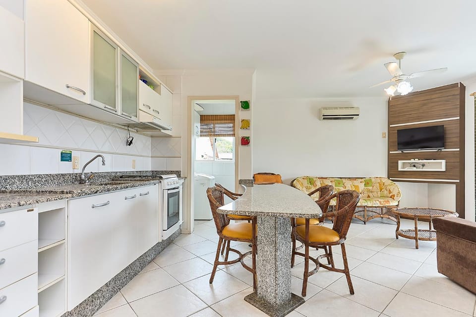 1139 Lindo e Confortável apartamento em Bombinhas Centro Apartment in Bombinhas