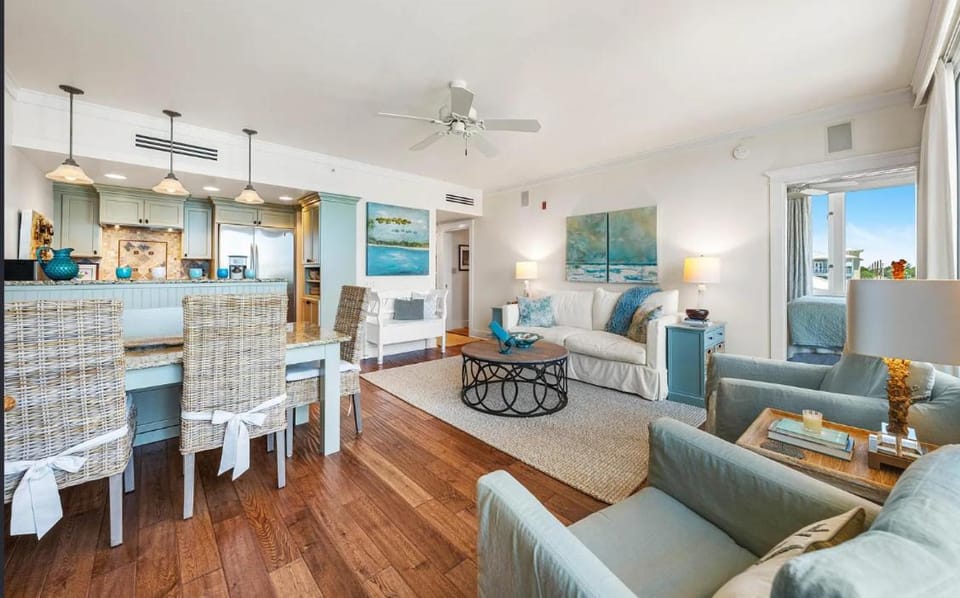 Salty's Six Palms 4A House in South Walton County