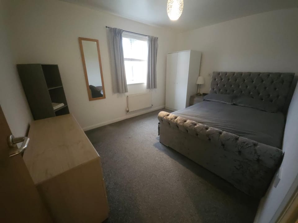 Apartment 5min from Central Northampton Apartment in Northampton