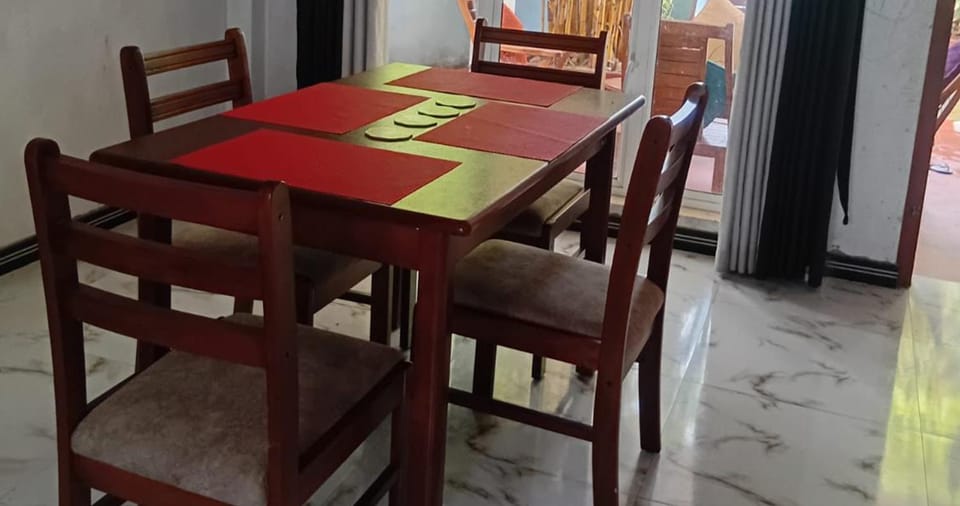 S And K Holiday Stay Bed and Breakfast in Western Province