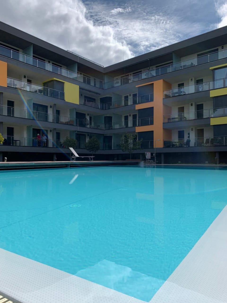 Property building, Swimming pool, sunbed