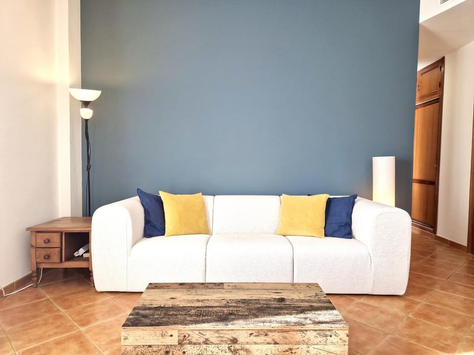SR Lagunillas 2 BDR Málaga Center Apartment in Malaga