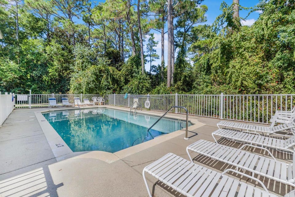 Laguna Breeze C by Vacation Homes Collection Apartment in Gulf Shores