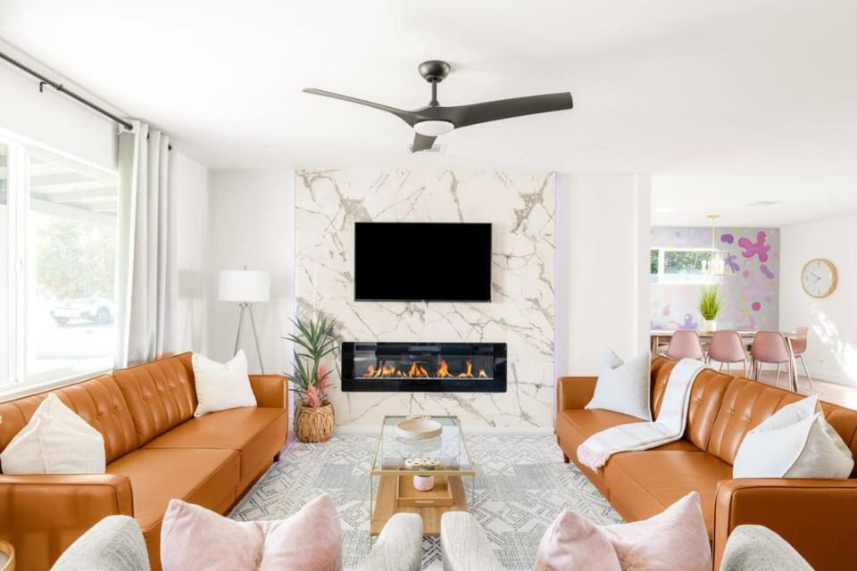 Blush Bungalow House in Tempe