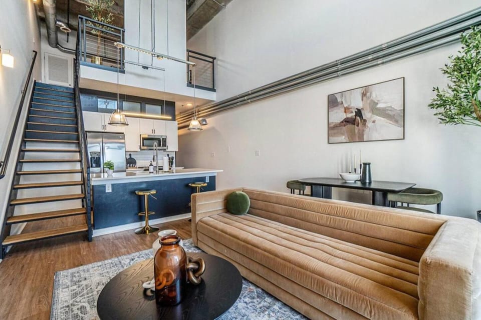 Modern LuxuryLoft In The Heart Of Atlantic Station Apartment in Buckhead