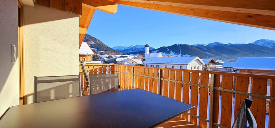 Balcony/Terrace, Landmark view, Mountain view