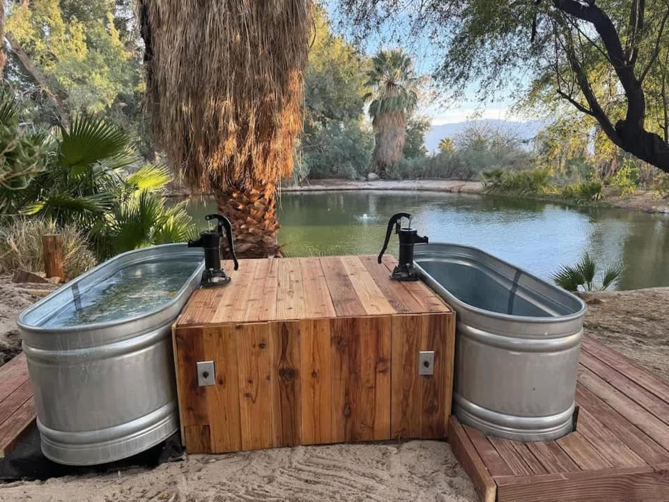 Bubbling Wells Oasis - 107 Acre Private Adventure Villa in Desert Hot Springs