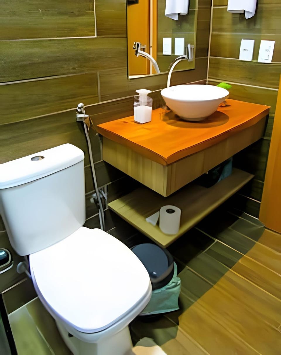 Toilet, Bathroom