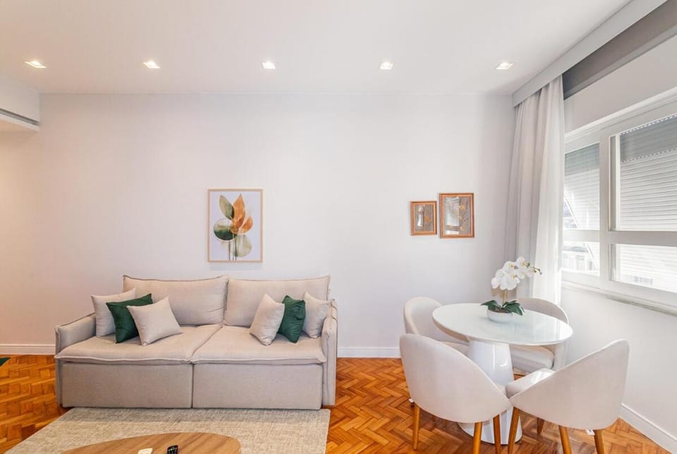 Royal Copacabana Apartment in Rio de Janeiro