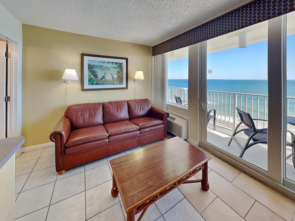 View (from property/room), Balcony/Terrace, Living room, Seating area, Sea view, furniture
