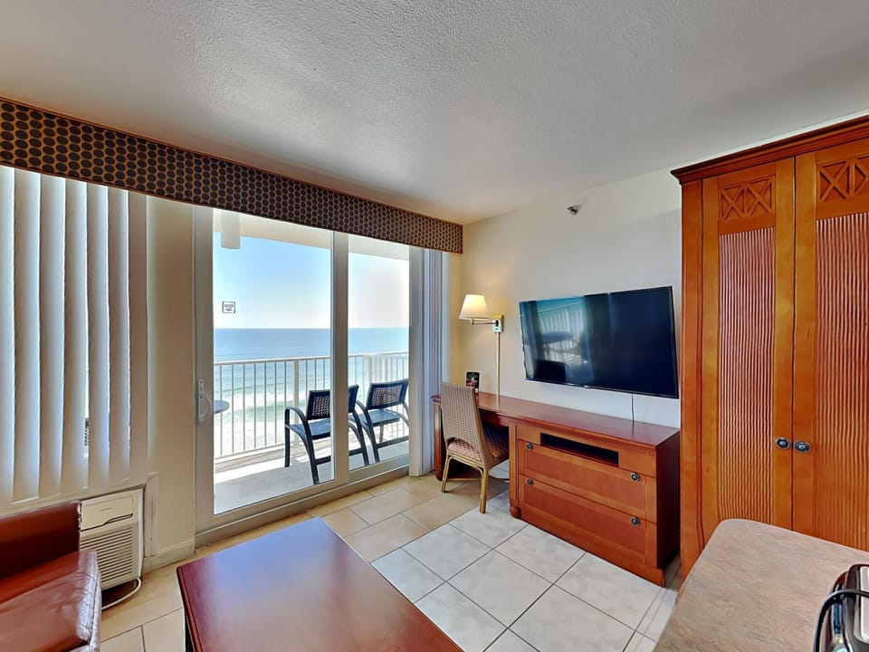Day, TV and multimedia, Balcony/Terrace, Living room, Sea view, furniture, wardrobe