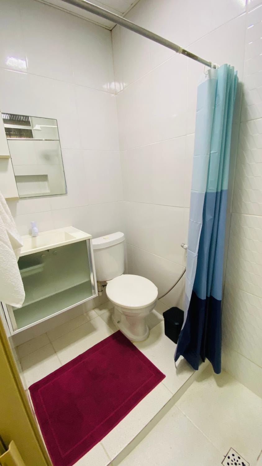 Shower, Bathroom, towels