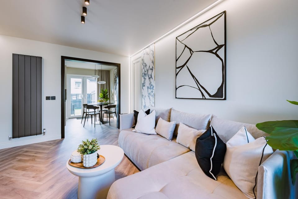 Living room, Dining area