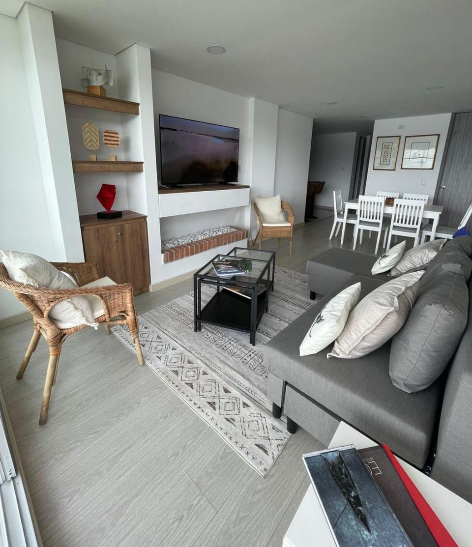 Communal lounge/ TV room, Living room, Sunset, fireplace