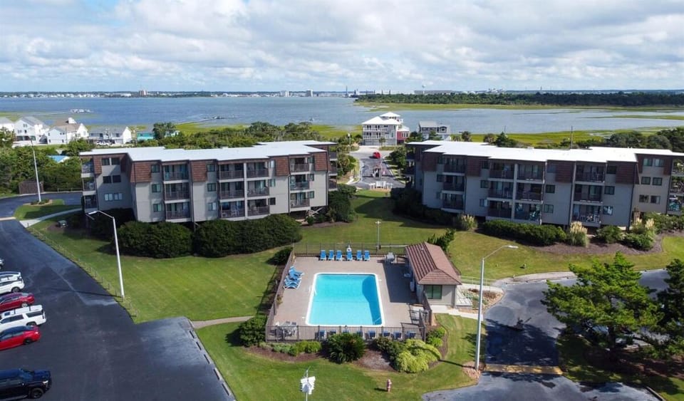 Seaside Serenity at Captain Quarters Apartment in Atlantic Beach