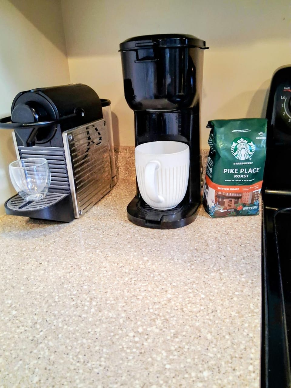 Coffee/tea facilities, kitchen