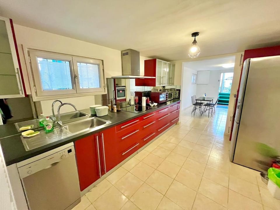 Quiet in Bry, close to Paris & Disney, large room Apartment in Noisy-le-Grand