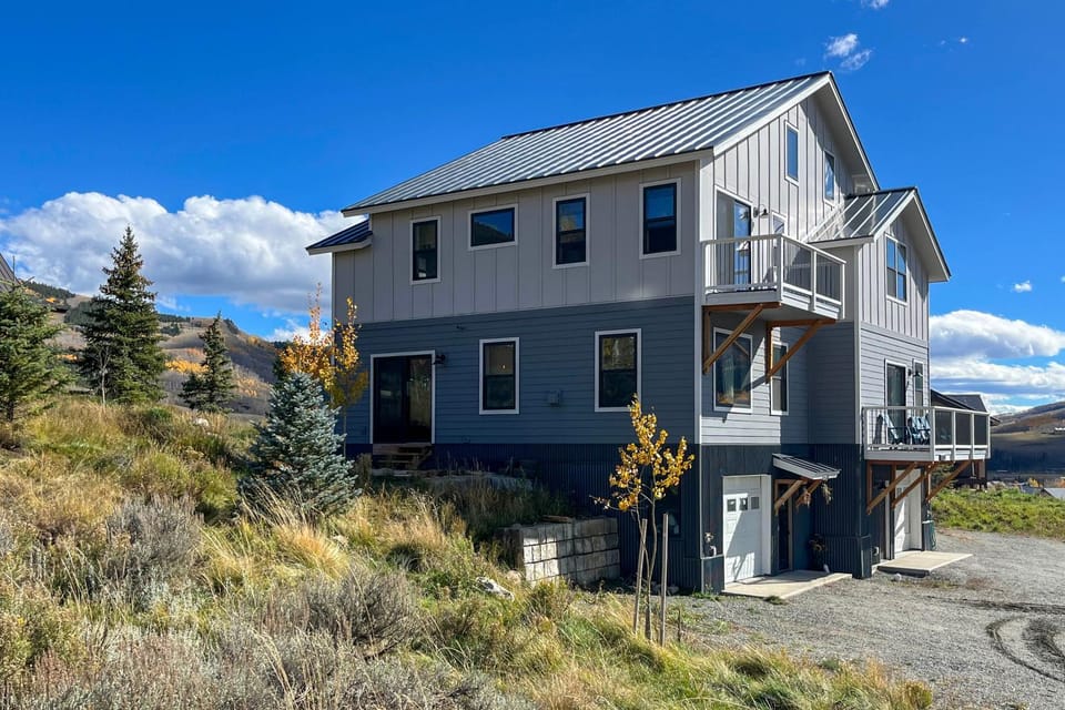 10 Mi to Slopes! Mtn-View Crested Butte Retreat House in Colorado