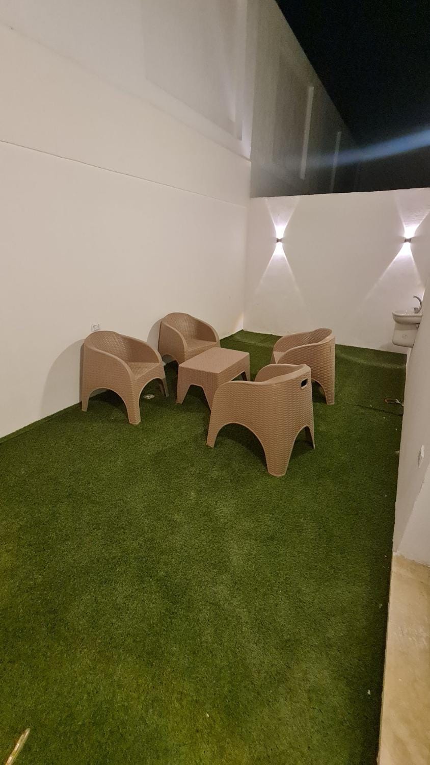 Garden, Seating area