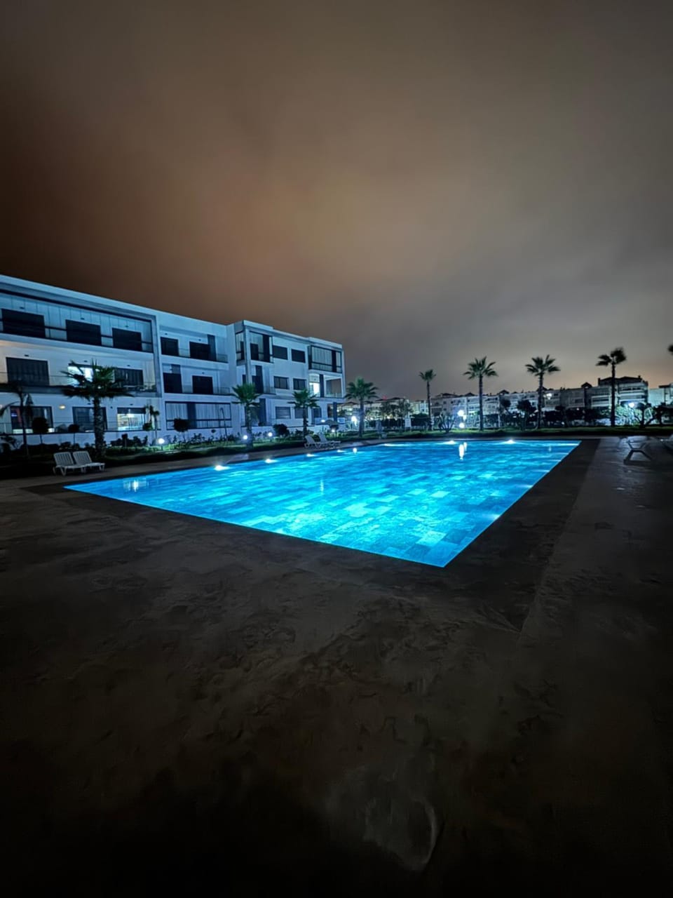 Jolie appartement piscine bord de mer Haut standing Apartment in Casablanca-Settat