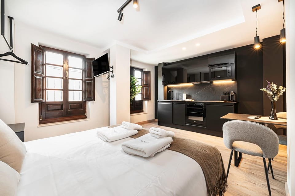 Bed, Photo of the whole room