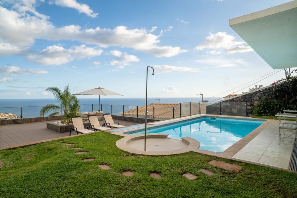 Patio, Natural landscape, Sea view, sunbed
