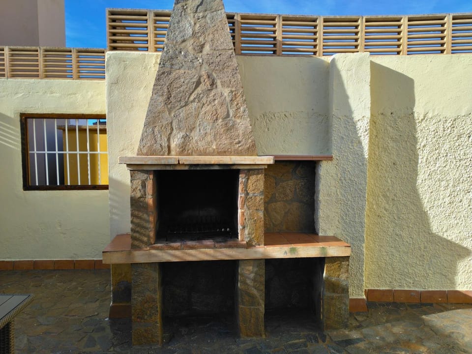 Patio, Day, BBQ facilities