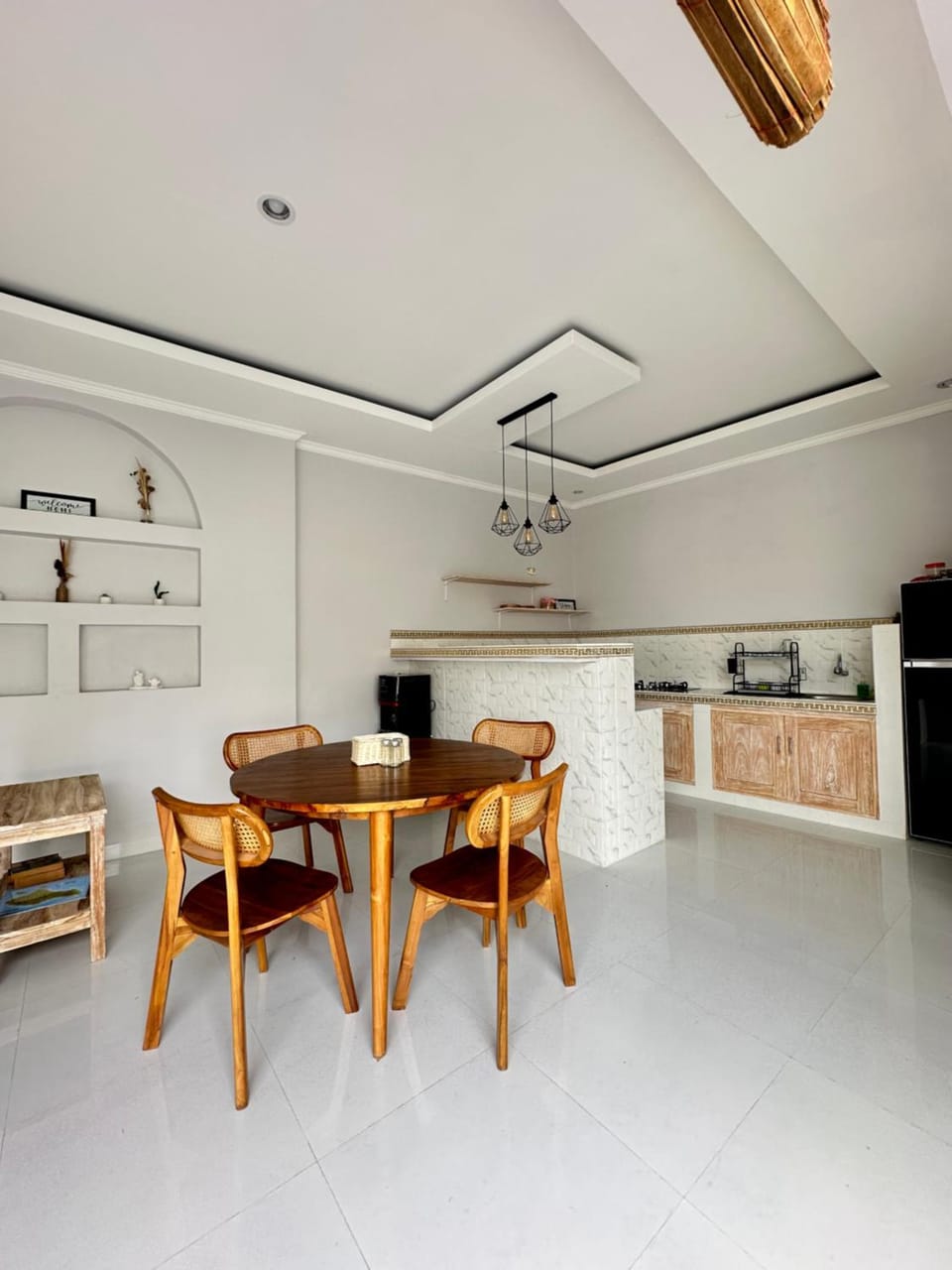 Kitchen or kitchenette, Dining area, minibar, pet friendly, stove