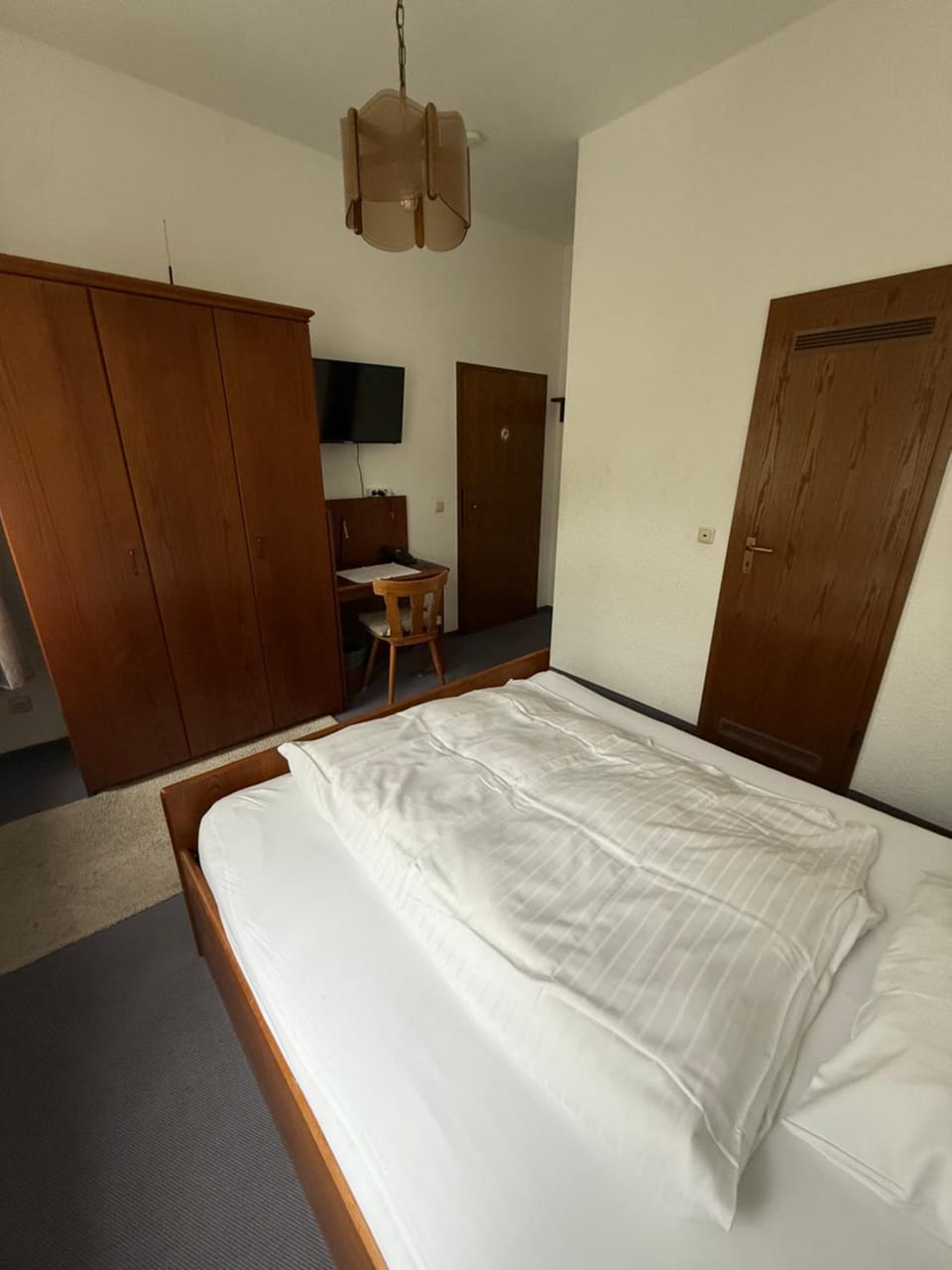 Haus Danz Bed and Breakfast in Brühl