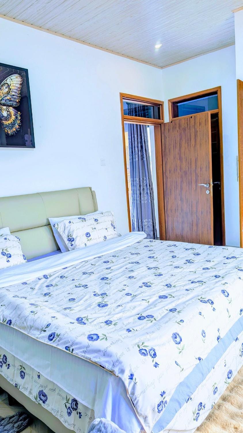 Views Uphill, Ntinda, Kisaasi, Kulambiro Apartment in Kampala
