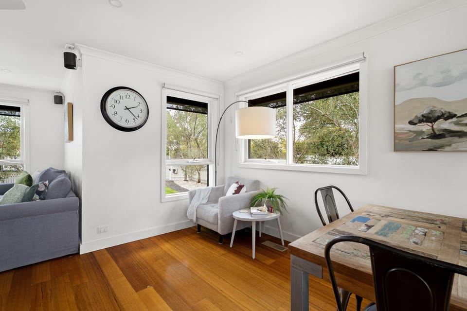 Mordialloc Coastal Escape Beach, Garden & Parking House in Melbourne