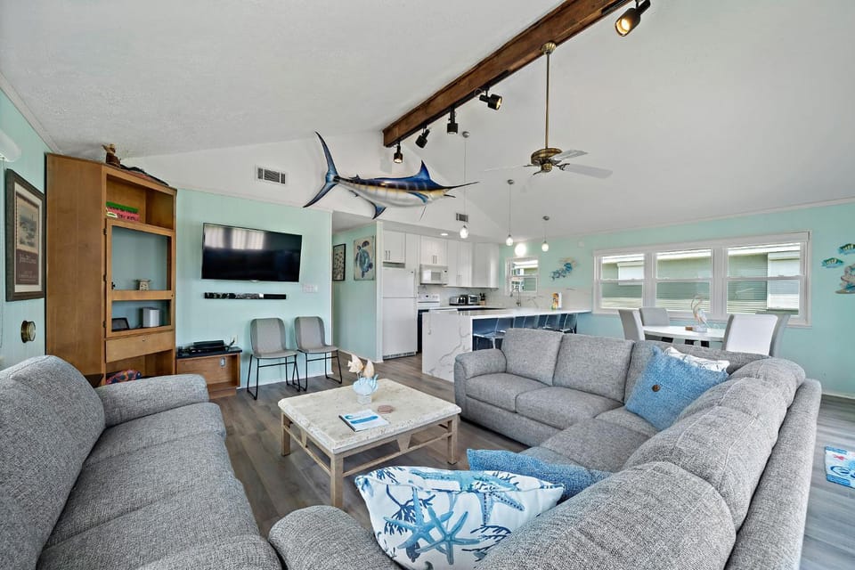 Blue Marlin House in Hitchcock