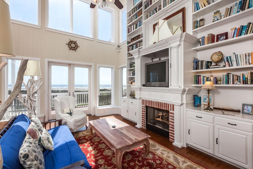 Breakers Pointe House in Galveston Island