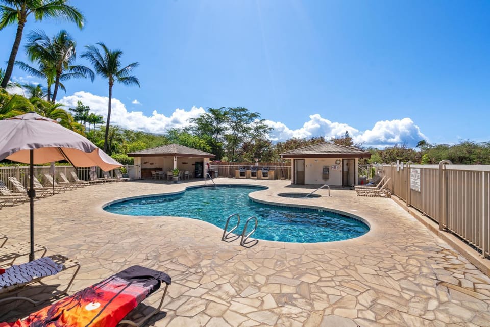 Day, Hot Tub, Swimming pool, Swimming pool, sunbed