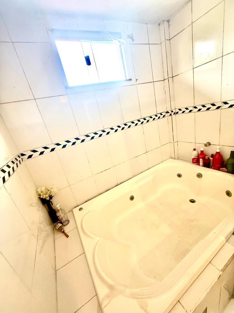 Hot Tub, Bathroom
