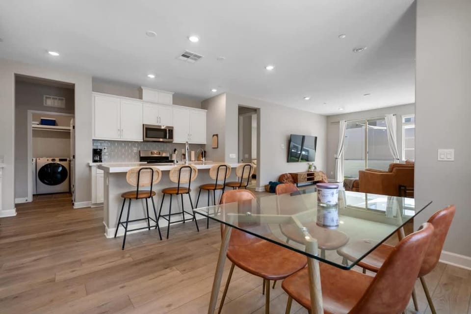 Family home with Private Gym House in San Marcos