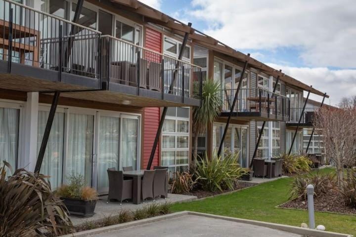 Cosy & Comfortable Studio Marina 203a Apartment in Queenstown