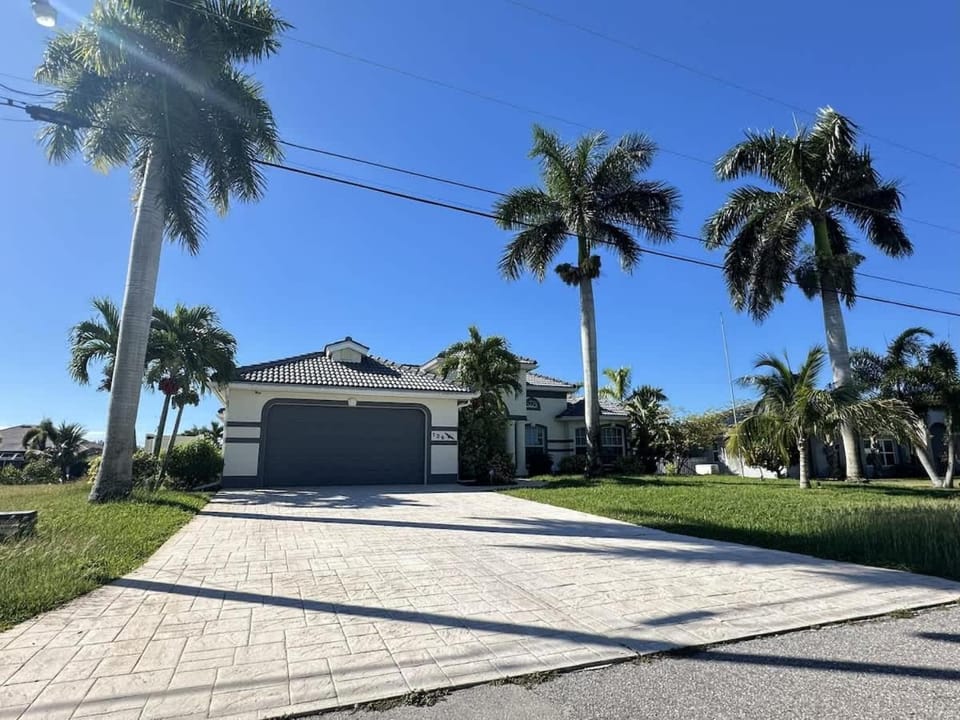 Villa Sunreef Cove Villa in Cape Coral