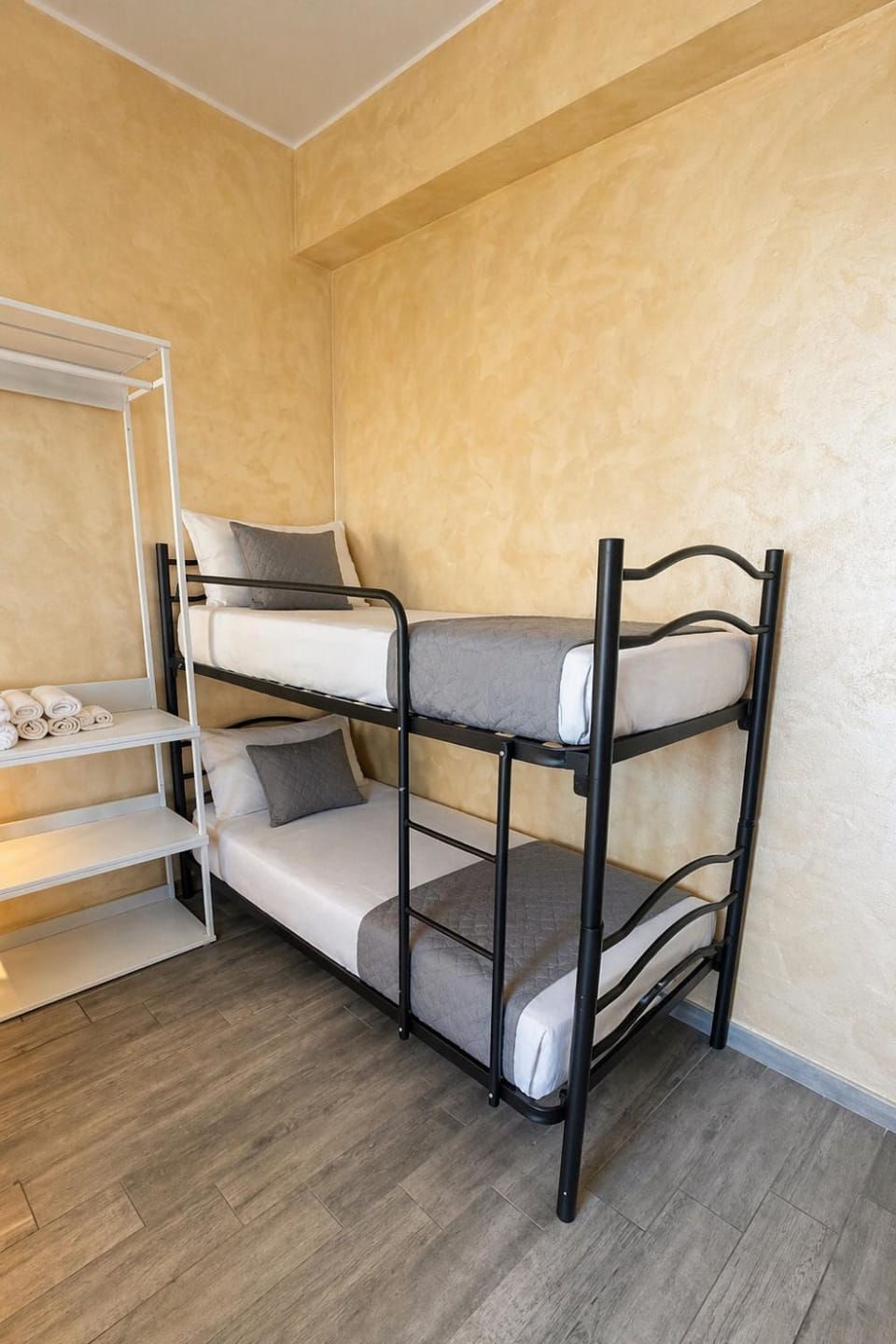 Modena Station - Suite H24 Bed and Breakfast in Modena