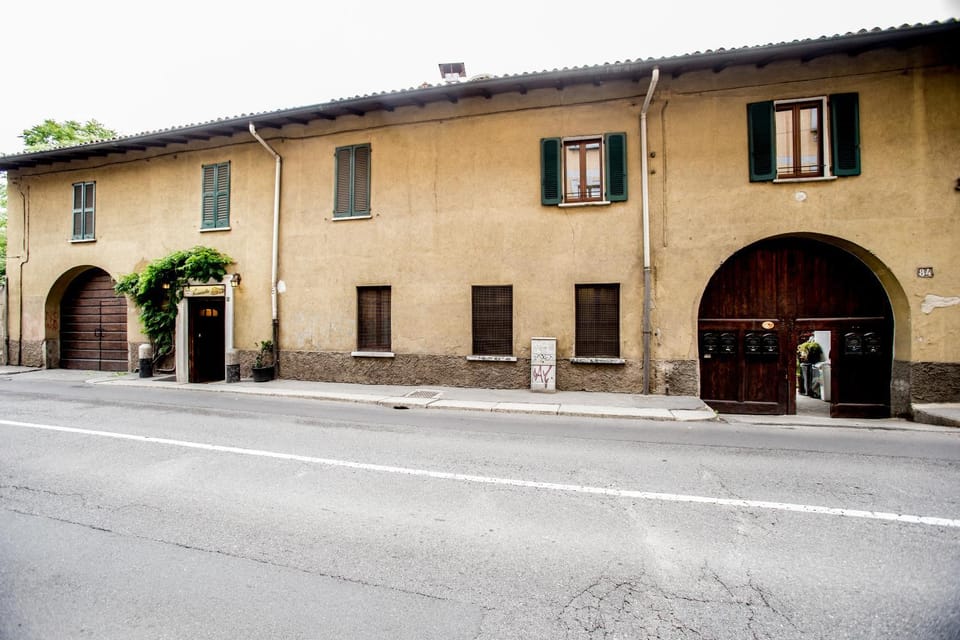 Facade/entrance, Decorative detail
