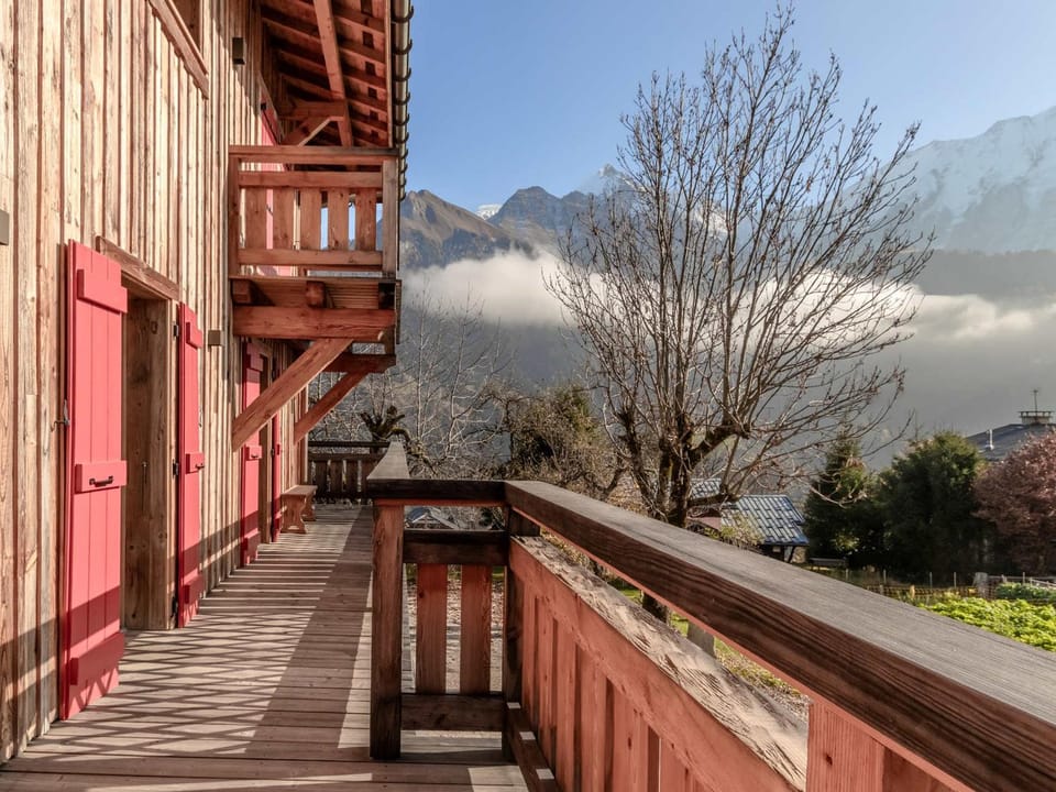 Chalet rénové pour 10 pers., St-Gervais, balcon, parking - FR-1-663-54 Apartment in Saint-Gervais-Bains