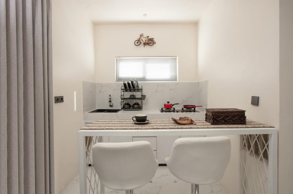 Kitchen or kitchenette, minibar, kitchen, kitchen