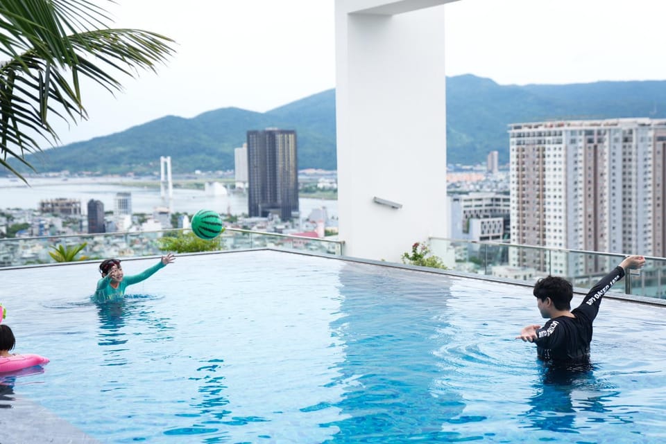 Pool view, Swimming pool