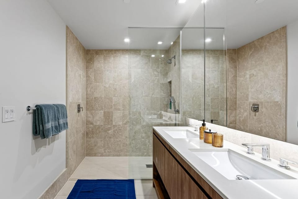 Shower, Bathroom, Bath, towels