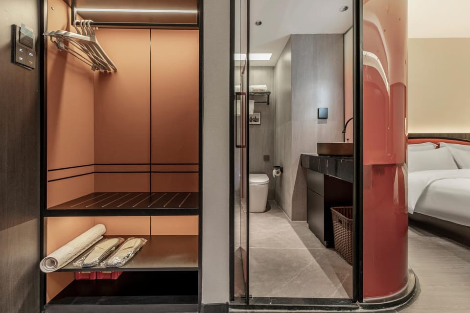 Toilet, Bathroom