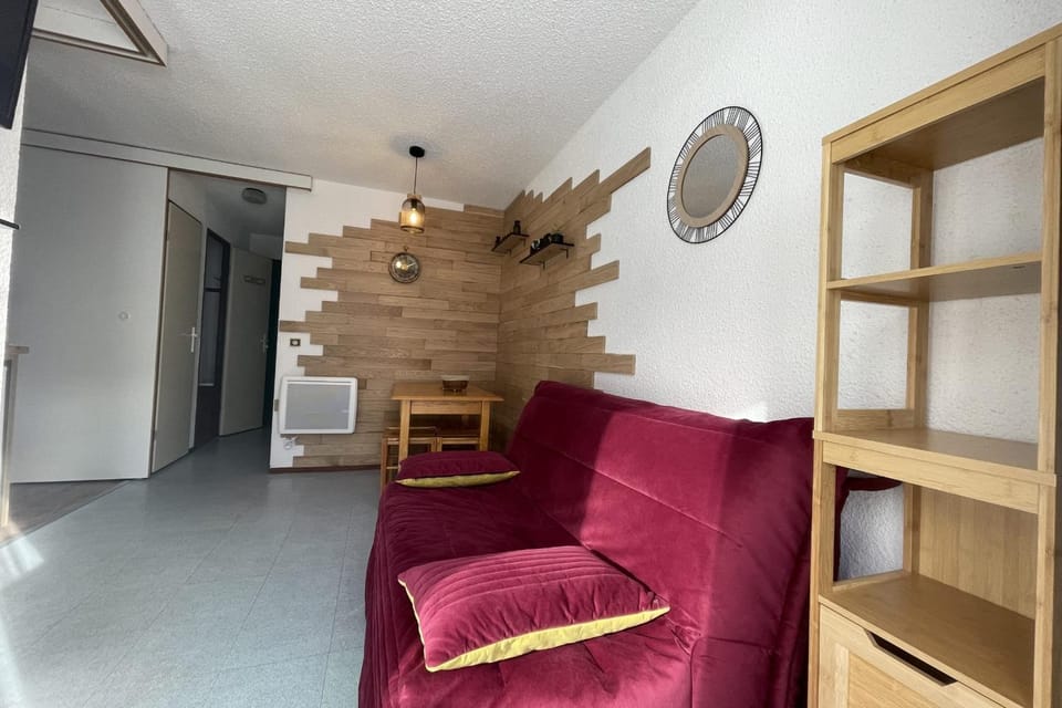 Bright T2 with mountain view and comfort Apartment in Saint-Chaffrey