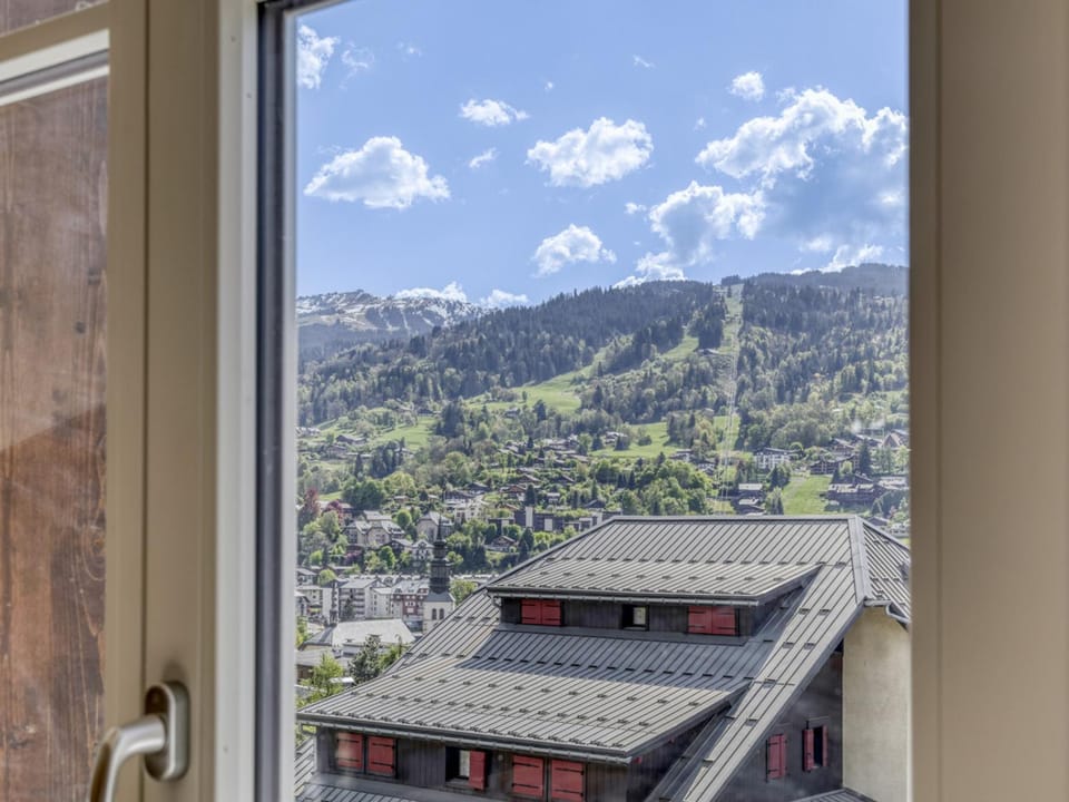 Duplex 4 pièces, 3 chambres, 6 personnes, proche centre, parking, wifi - FR-1-663-52 Apartment in Saint-Gervais-Bains